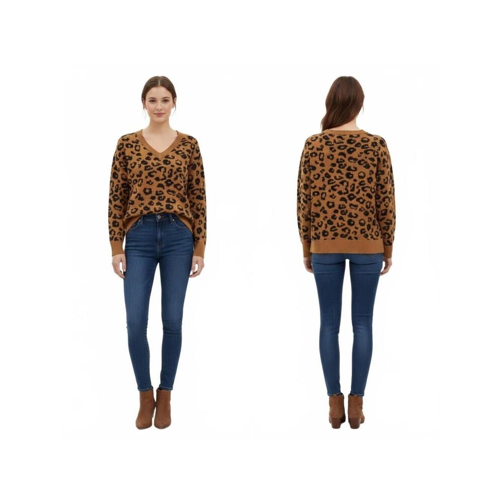 Knox RoseV-Neck Pullover Sweater